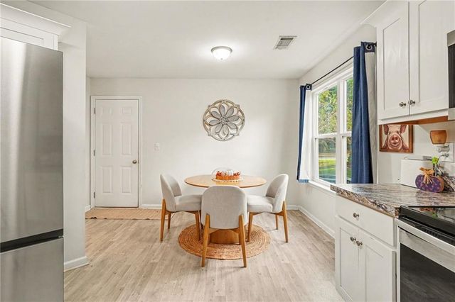 148 Charleston Lane, Milner, GA 30257