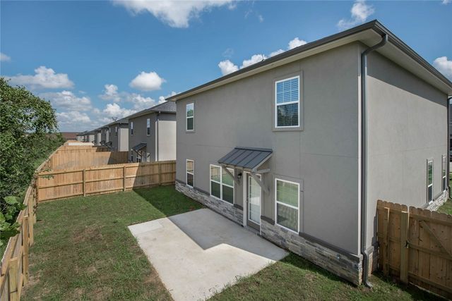 557 Momma Bear Drive, College Station, TX 77845
