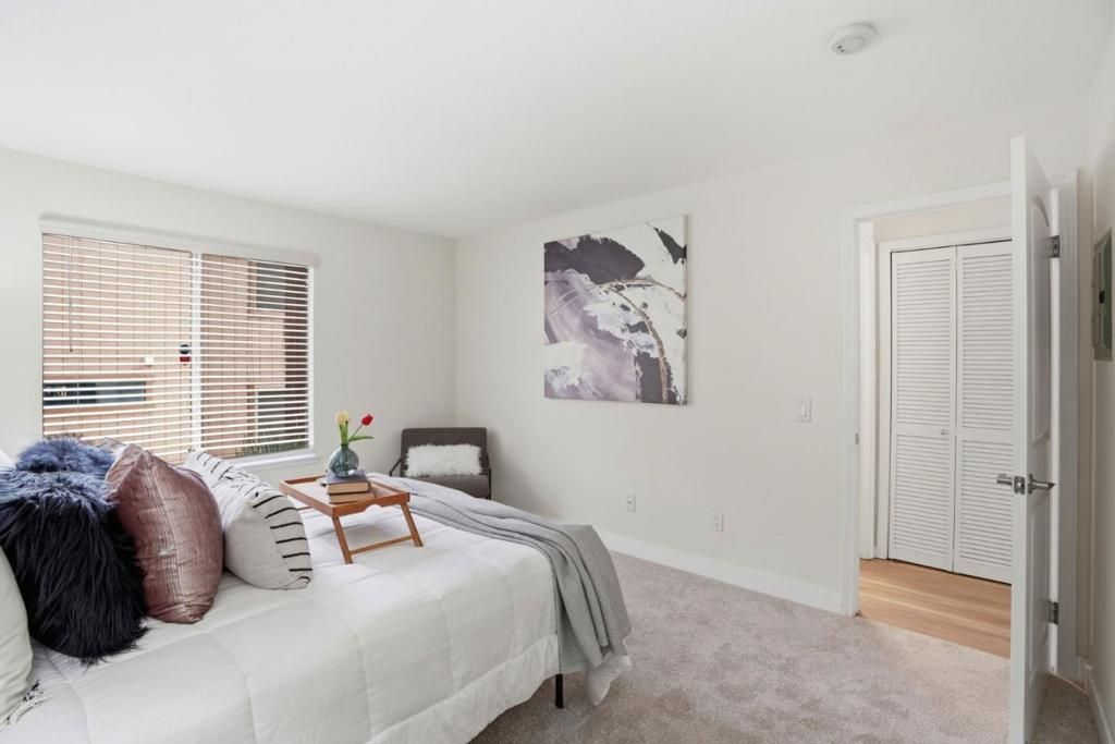 Image 13 of property listing at 300 Glenwood Circle 174, Monterey, CA 93940