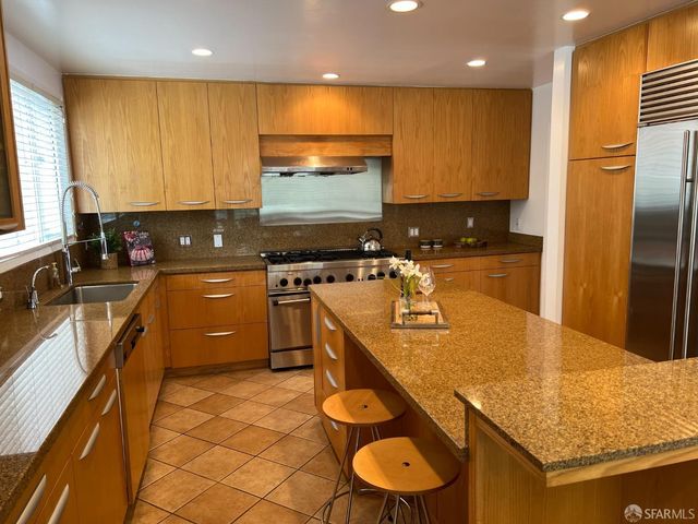 183 Lakeshore Drive, San Francisco, CA 94132