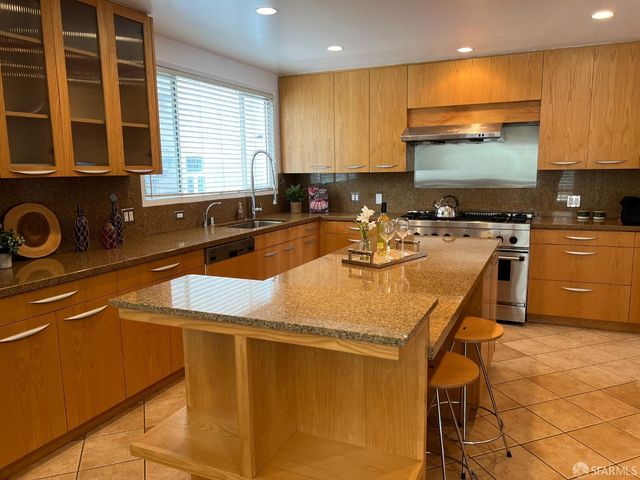 183 Lakeshore Drive, San Francisco, CA 94132