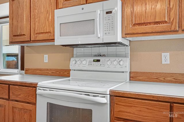 9848 W Gurdon Court, Boise, ID 83704