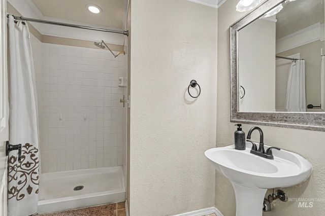 9848 W Gurdon Court, Boise, ID 83704