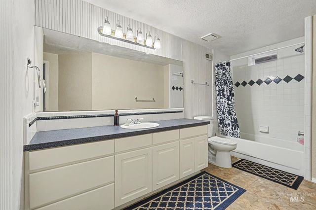 9848 W Gurdon Court, Boise, ID 83704