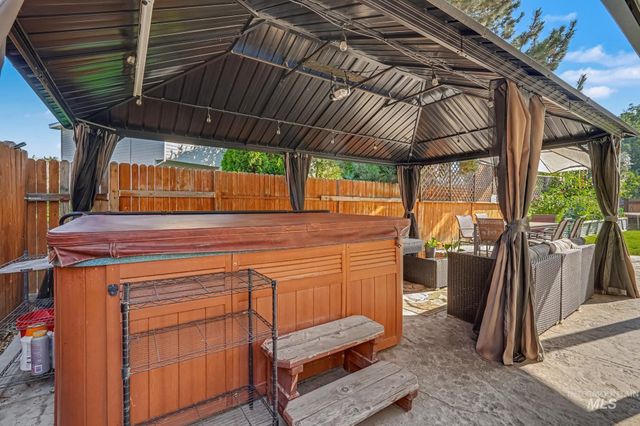 9848 W Gurdon Court, Boise, ID 83704