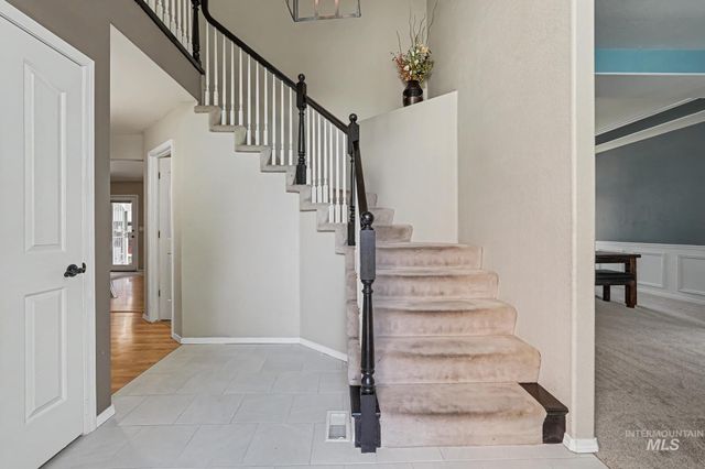 9848 W Gurdon Court, Boise, ID 83704