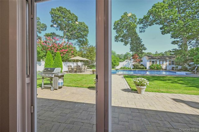 51 Oakwood Hills Drive, East Islip, NY 11730