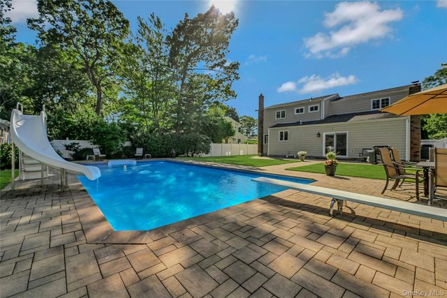 51 Oakwood Hills Drive, East Islip, NY 11730