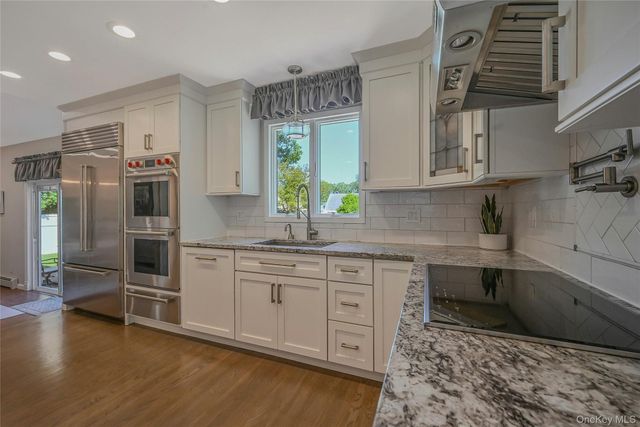 51 Oakwood Hills Drive, East Islip, NY 11730