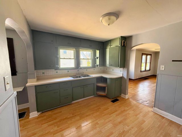 234 Ringwood Way, Anderson, IN 46013