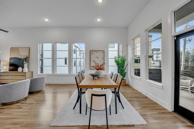 1512 Villars Street, Dallas, TX 75204