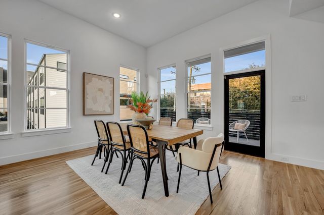 1512 Villars Street, Dallas, TX 75204