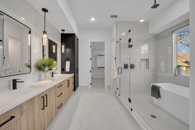 1512 Villars Street, Dallas, TX 75204