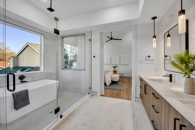 1512 Villars Street, Dallas, TX 75204