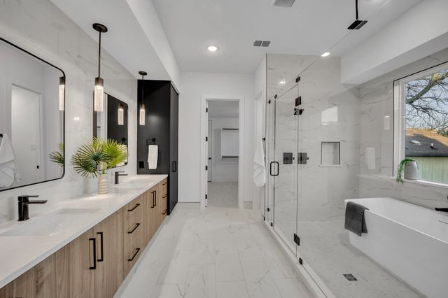 1512 Villars Street, Dallas, TX 75204