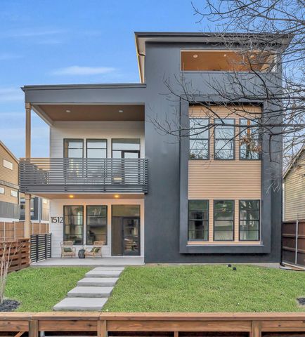 1512 Villars Street, Dallas, TX 75204