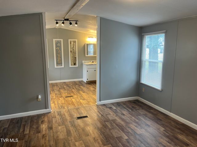 333 Industrial Drive, Mountain City, TN 37683