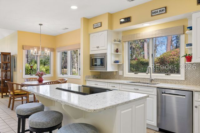 237 Moss Creek Dr, Hilton Head Island, SC 29926