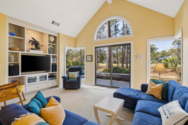 237 Moss Creek Dr, Hilton Head Island, SC 29926