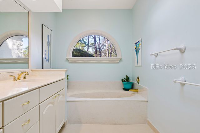 237 Moss Creek Dr, Hilton Head Island, SC 29926