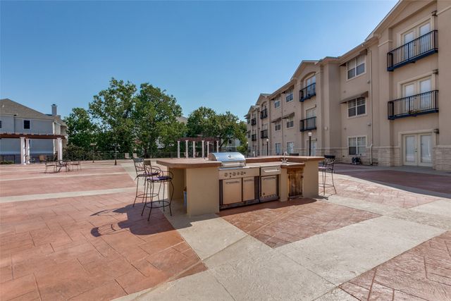 3102 Kings Road 2207, Dallas, TX 75219