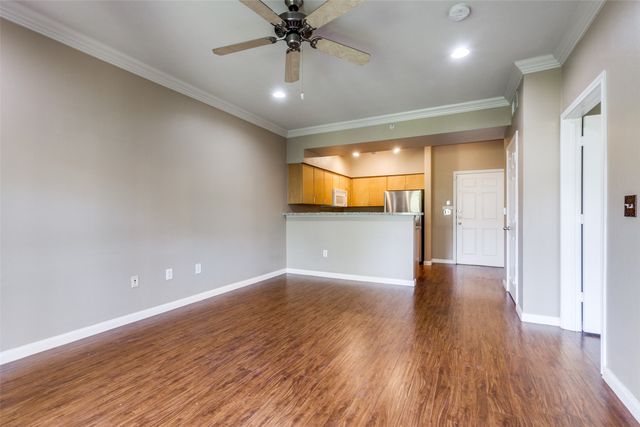 3102 Kings Road 2207, Dallas, TX 75219