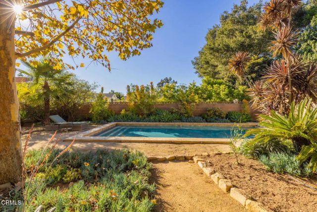 1227 Cruzero Street, Ojai, CA 93023