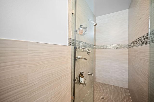 15121 S Waterford Drive, Davie, FL 33331