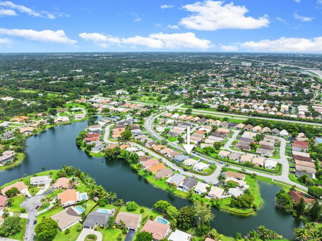 15121 S Waterford Drive, Davie, FL 33331