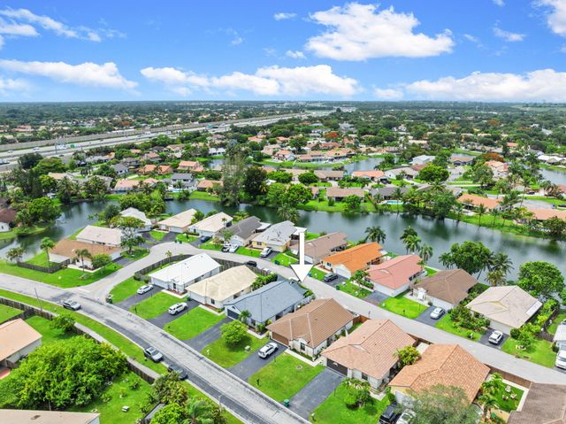 15121 S Waterford Drive, Davie, FL 33331