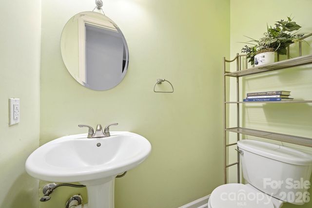 3720 Park Road J, Charlotte, NC 28209