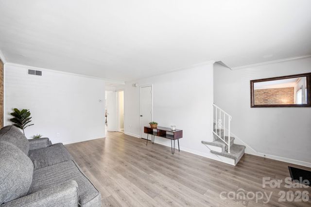 3720 Park Road J, Charlotte, NC 28209