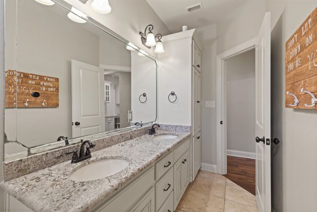 103 New Braunfels Lane, Hallsville, TX 75650