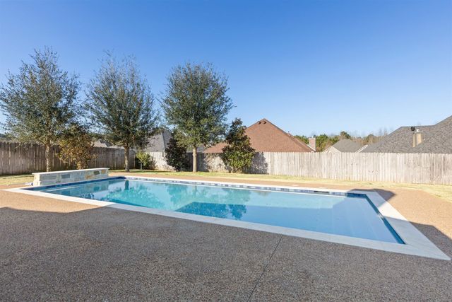 103 New Braunfels Lane, Hallsville, TX 75650