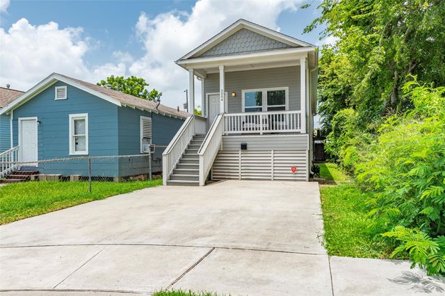 5004 Avenue L, Galveston, TX 77551