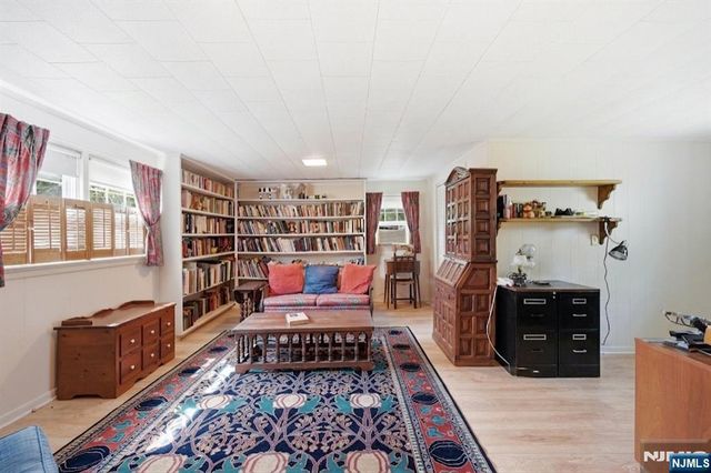 16 Pinecrest Drive, Woodcliff Lake, NJ 07677
