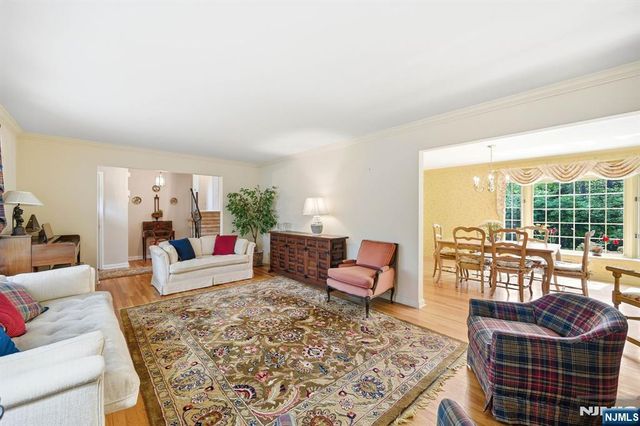 16 Pinecrest Drive, Woodcliff Lake, NJ 07677