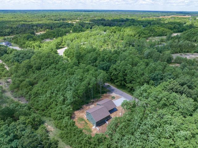 519 Oak Grove Drive, Necedah, WI 54646