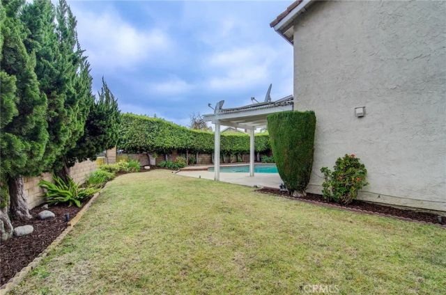 2442 E Alicia, West Covina, CA 91792