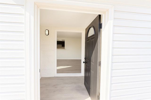 1717 Lariet Lane, Del City, OK 73115