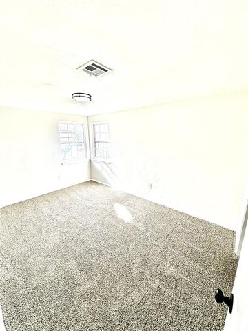 1717 Lariet Lane, Del City, OK 73115