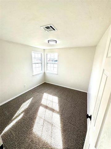 1717 Lariet Lane, Del City, OK 73115