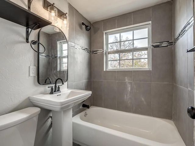 1717 Lariet Lane, Del City, OK 73115