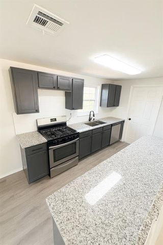 1717 Lariet Lane, Del City, OK 73115