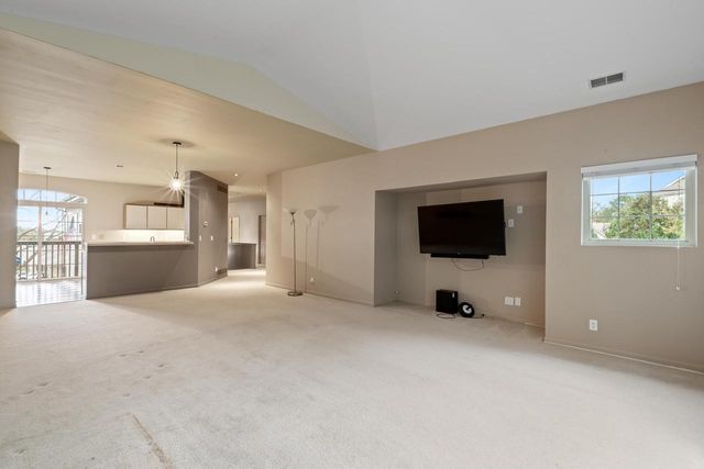 500 S Edwards BOULEVARD #9, Lake Geneva, WI 53147