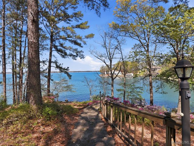 230 Driftwood Road, Tallassee, AL 36078