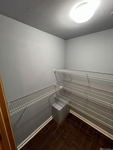 7516 Vice President Dr, Baton Rouge, LA 70817