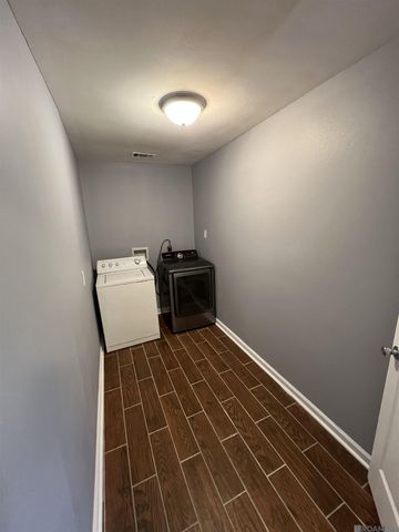 7516 Vice President Dr, Baton Rouge, LA 70817