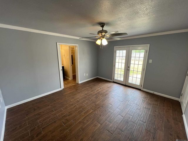 7516 Vice President Dr, Baton Rouge, LA 70817