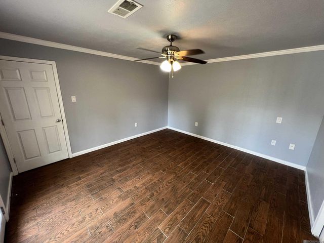 7516 Vice President Dr, Baton Rouge, LA 70817